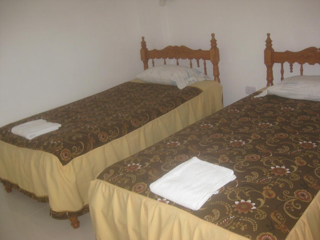 Hostal Camiluz Nazca Bilik gambar