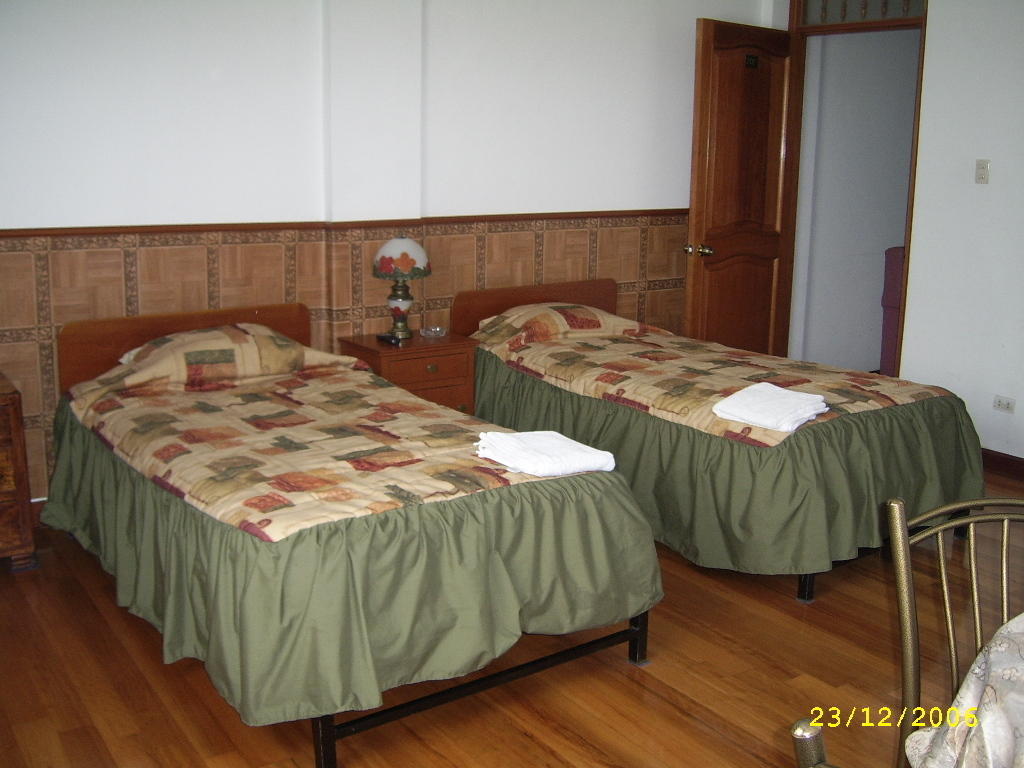 Hostal Camiluz Nazca Bilik gambar